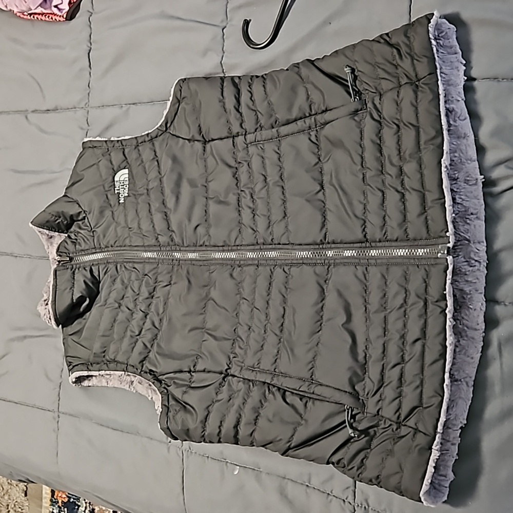 North face reversible vest